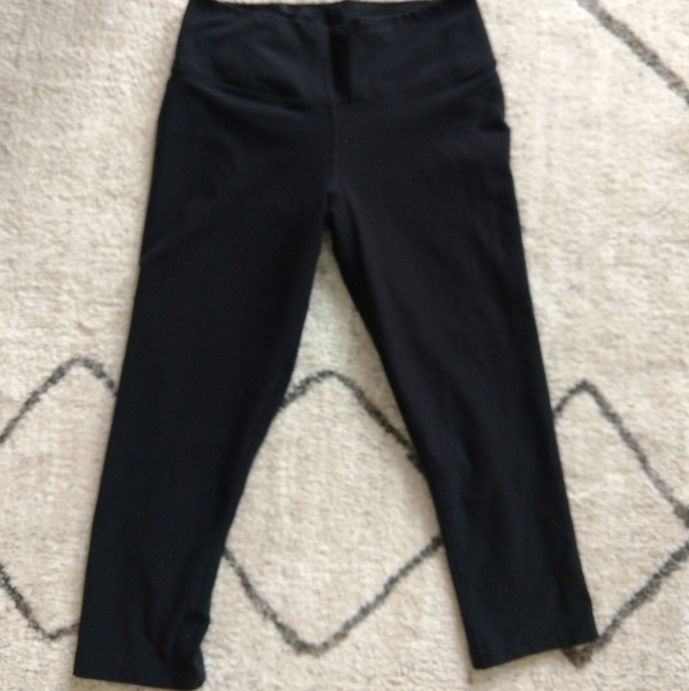 Nike Dri-Fit Capri Pants